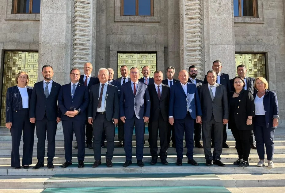 Başkan Arslan ve Meclis Üyeleri TBMM'de