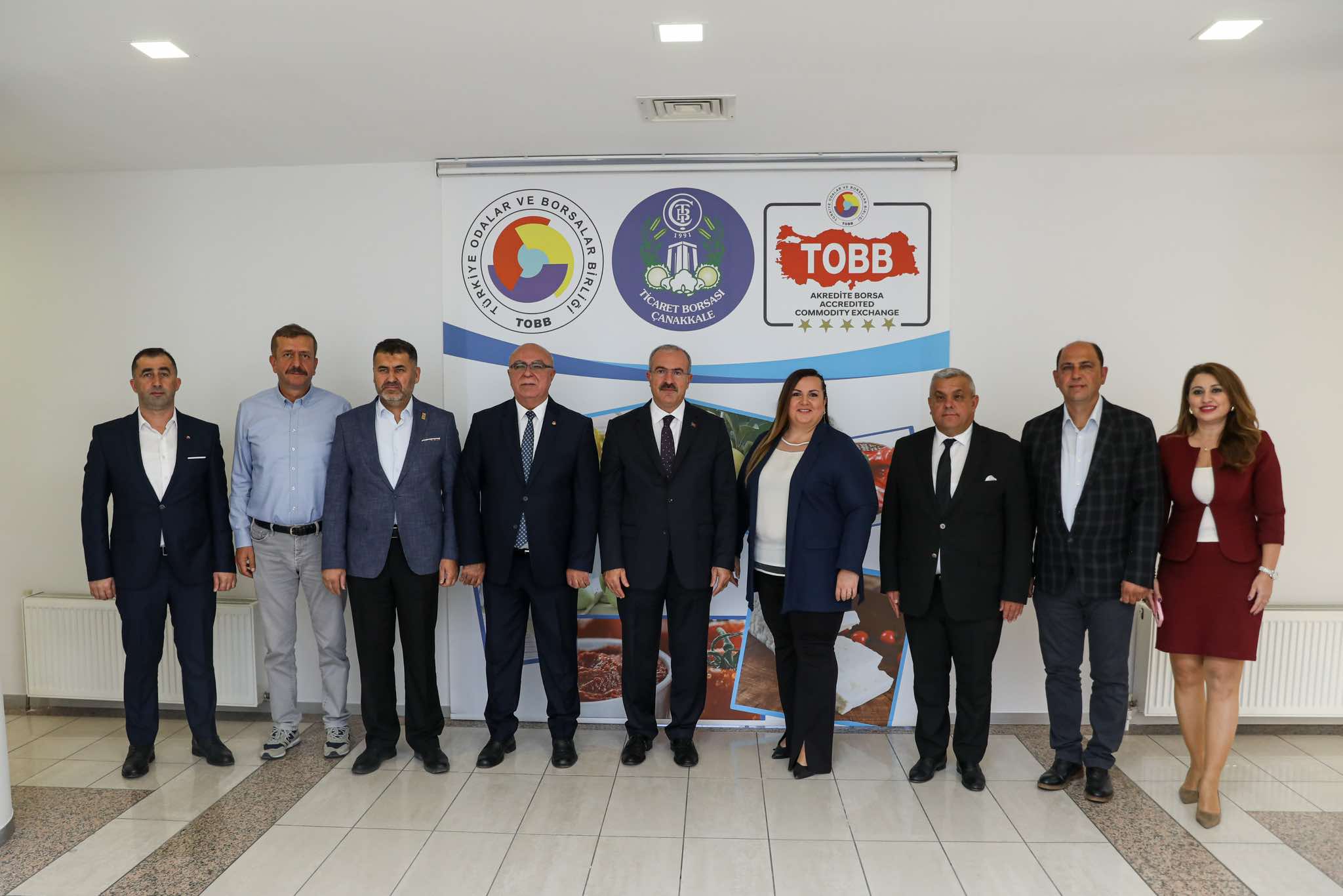 Vali Toraman'dan Çanakkale Ticaret Borsası'na ziyaret