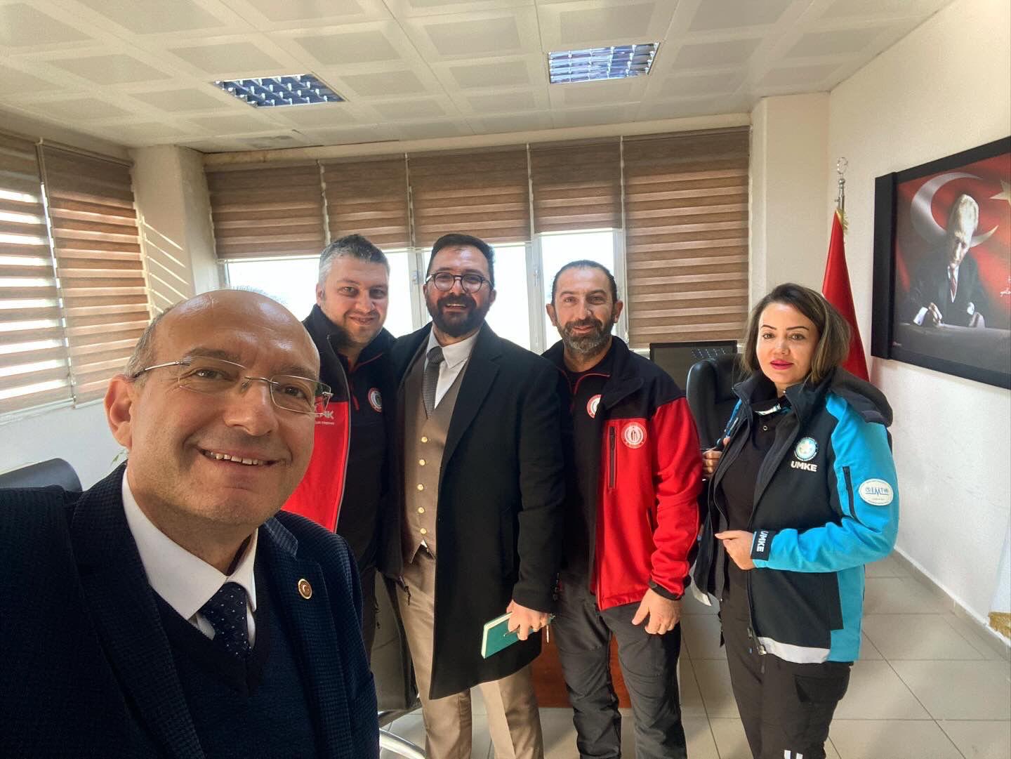 ÇÖZAK ekibinden öğrencilere eğitim