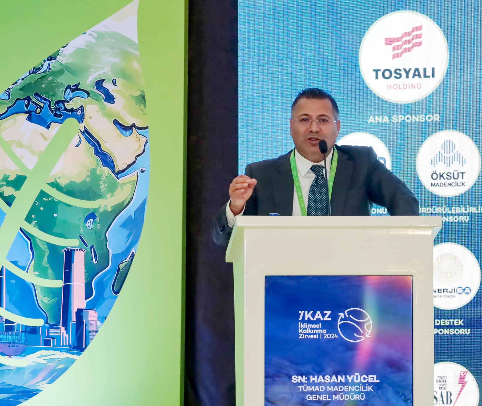 Hasan Yücel ödülü aldı