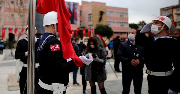 18 Mart Deniz Zaferi törenleri çelenk sunumu ile başladı