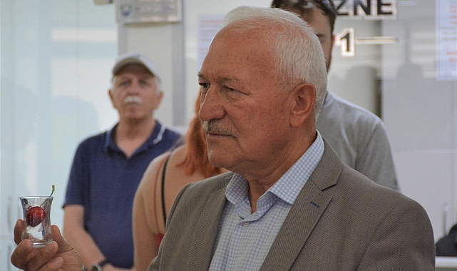 Lapseki&#039;de kiraz yarışması