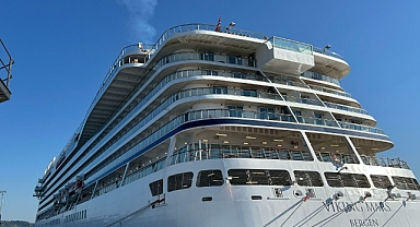 Çanakkale'ye Yolcu Akını "Viking Mars" Limana Yanaştı