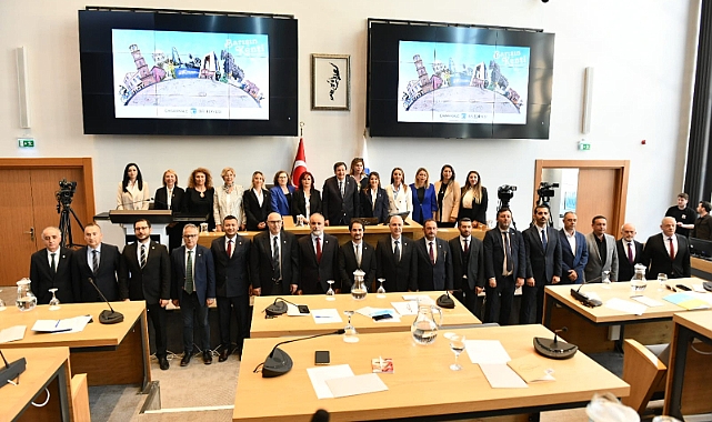 Yeni Meclis ilk toplantısını gerçekleştirdi