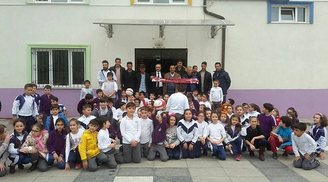 Adaspor okulları ziyaret etti