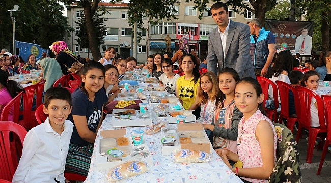 Başkan Arslan çocukları unutmadı