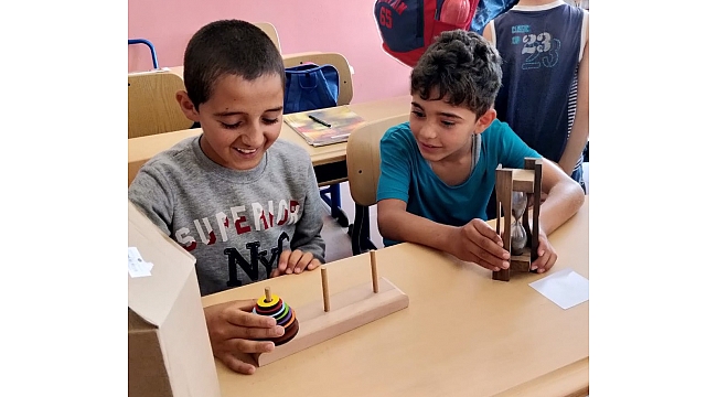 Öğrencilerden örnek davranış