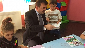 Özkan'dan öğrencilere tebrik