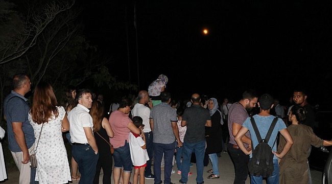 Kanlı ay tutulması nefesleri kesti