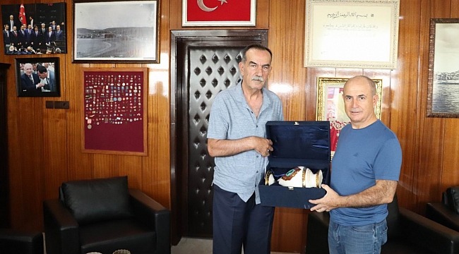 Başkan Akgün Eceabat’ta