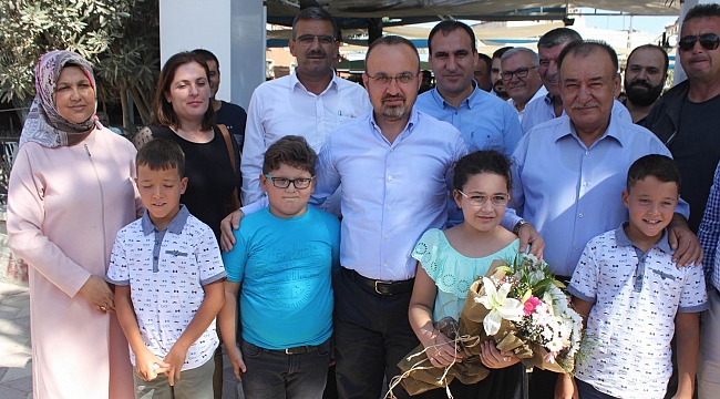 Bizim için durmak yok, yola devam ifadesi herhangi bir slogan değil