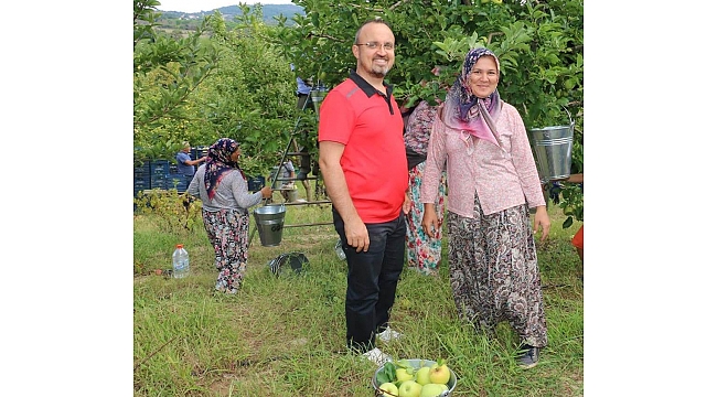 Turan Bayramiç'te üreticilerle buluştu