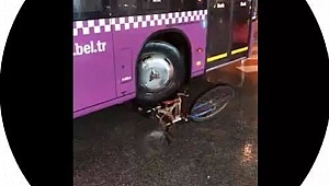 Otobüsle bisikleti ezdi