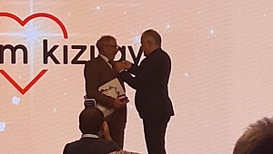 Türk Kızılayı'ndan Kaplan'a Onur Madalyası