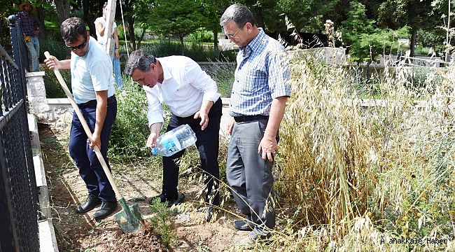 Şehitlikte çalışmalar sürüyor