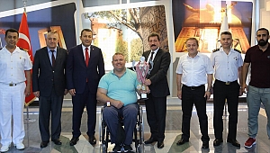 Şampiyon onurlandırıldı