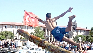 Yat Limanı'nda eğlendiren yarışma