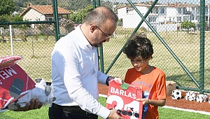 Turan’dan genç sporculara hediye