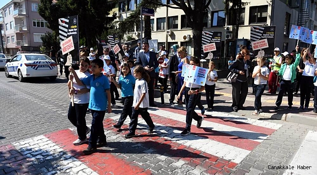 Çanakkale&#039;de yaya güvenliği nöbeti