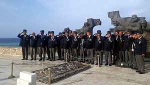 Gaziler, Kıbrıs'ı gezdi