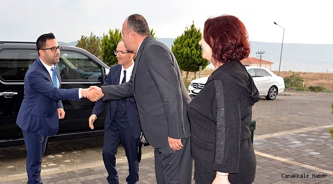 Semizoğlu; &quot;İş Dünyası, bürokratla uğraşmaktan yoruluyor&quot;