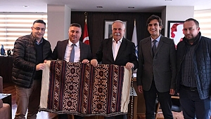 Başkan Bayram'dan Gökhan'a ziyaret