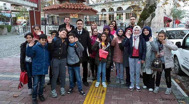 Bayramiç&#039;te öğrencilerin sinema keyfi