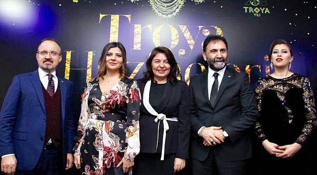 Turan; &quot;Troya nice ödüller alacak&quot;