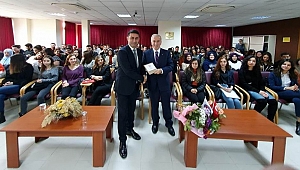 Vali Kamçı’dan üniversitelilere yöneticilik dersi