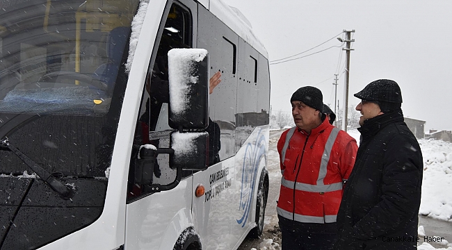 Başkan Öz&#039;ün kar mesaisi