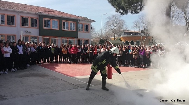 Biga&#039;da öğrencilere eğitim ve tatbikat