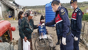 Bozcaada'da Vefa Grubu vatandaşların yanında…