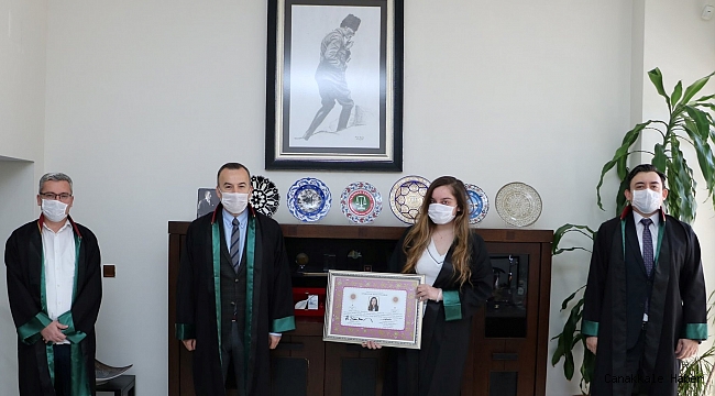 Çanakkale Barosu’nda sosyal mesafeli tören