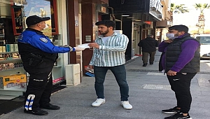 Polis ekipleri 10 bin maske dağıttı