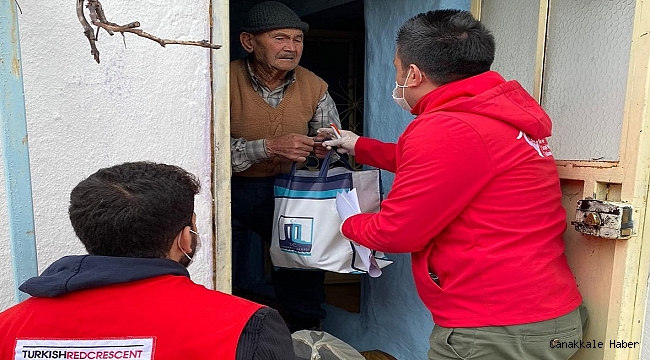 Vatandaşların yardımına koşuyor