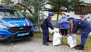 Vefa Grubu Eceabat’ta kapı kapı dolaşıyor