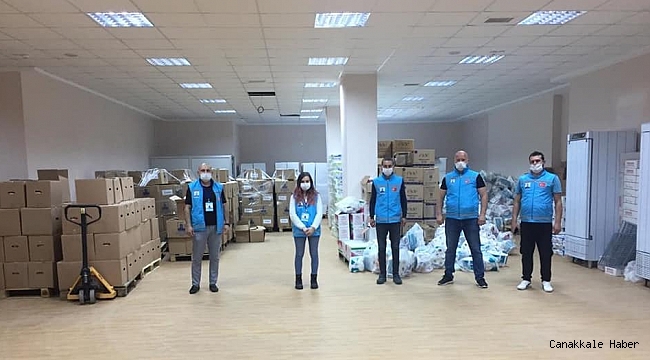 AK Parti&#039;den 1915 adet gıda kolisi