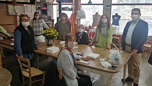 Bozcaada kendi maskesini üretiyor