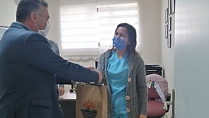 Sağlık çalışanlarına moral verdi