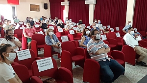 Bozcaadalı işletmecilere Covid-19 eğitimi