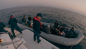 Kaçak göçmenleri sahil güvenlik kurtardı
