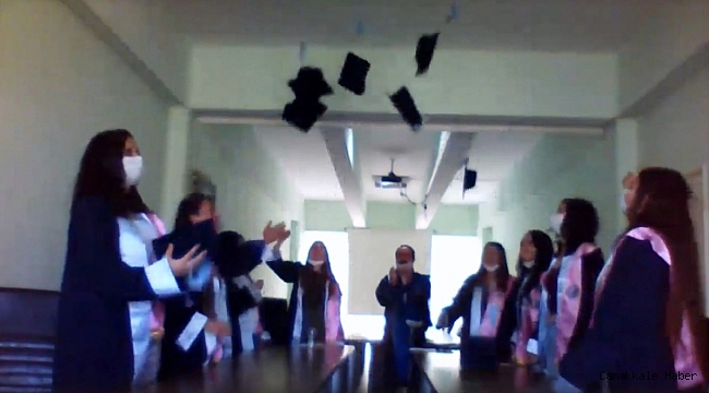 Online mezuniyet töreni