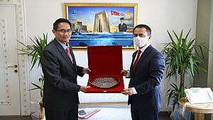 Başkonsolos İmam As’ari’den Vali Aktaş’a ziyaret