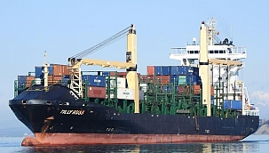 Çanakkale Boğazı'nda hareketli dakikalar