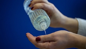 Dezenfektan, kolonya ve sabun kullanımından sonra ellerin bakımı önemli