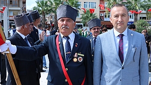 Şarlan; "Gaziler, kahramanlığın yaşayan abideleridir"