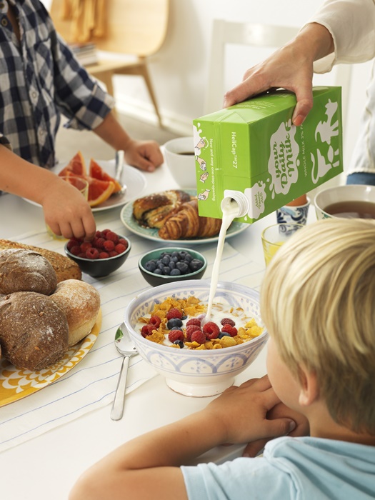 Uzmanlar güvenli süt tüketimine dikkat çekiyor