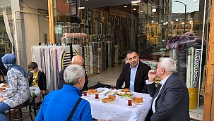 Esnaflarla buluştu