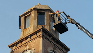 Saat Kulesi'nde tadilat çalışması gerçekleştirildi