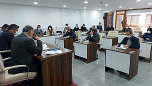 Yeni meclis salonunda ilk toplantı